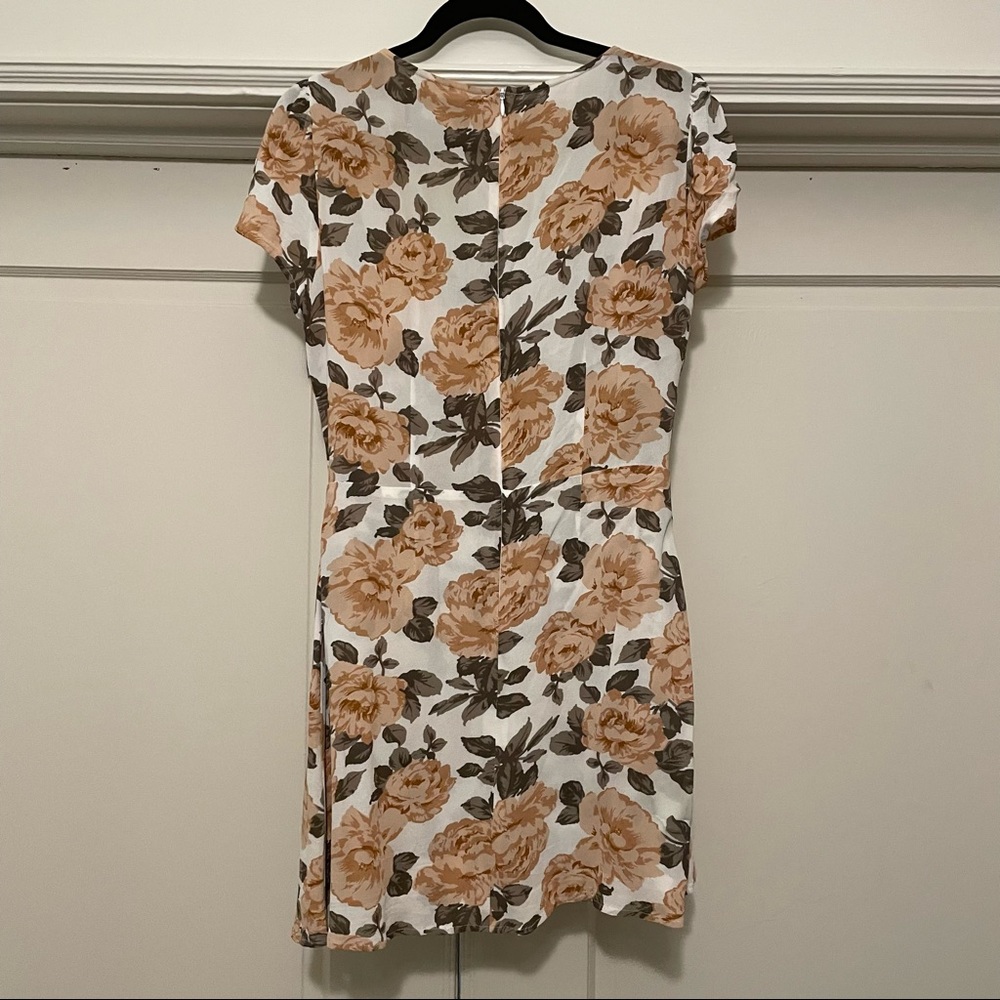 Reformation Jenna Dress in Rosette - Picture 8 of 8